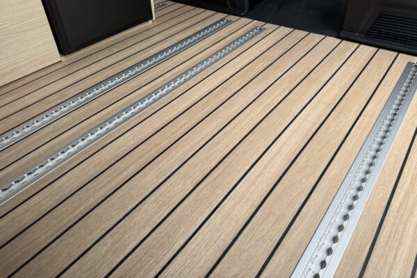 Smartfloor Revolution Yacht-Optik